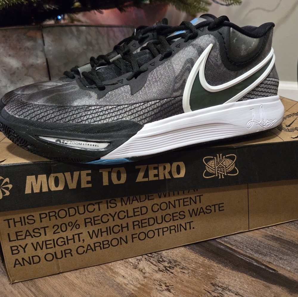 Nike Black and White Athletic Sneakers